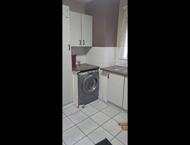 1 BEDROOM TOWNHOUSE FOR SALE IN WITFIELD